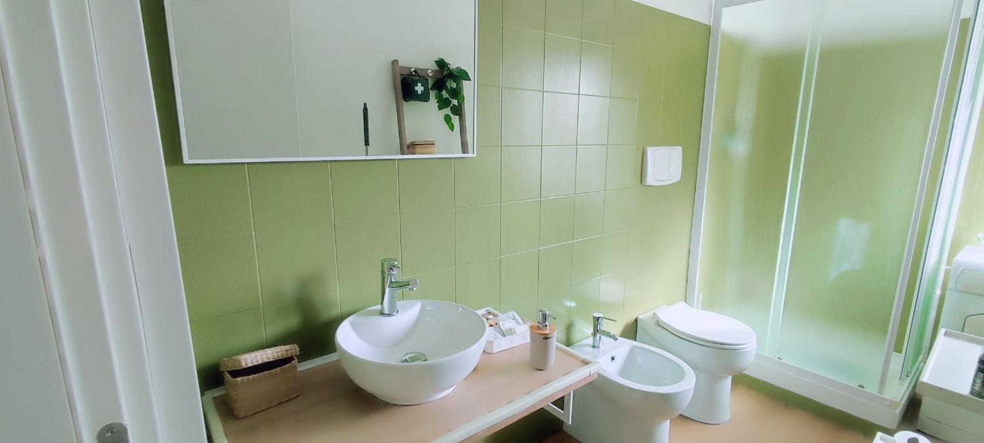 2 Bedroom Gem Near Milano Centrale Fast Wi Fi Kademy House Exterior foto