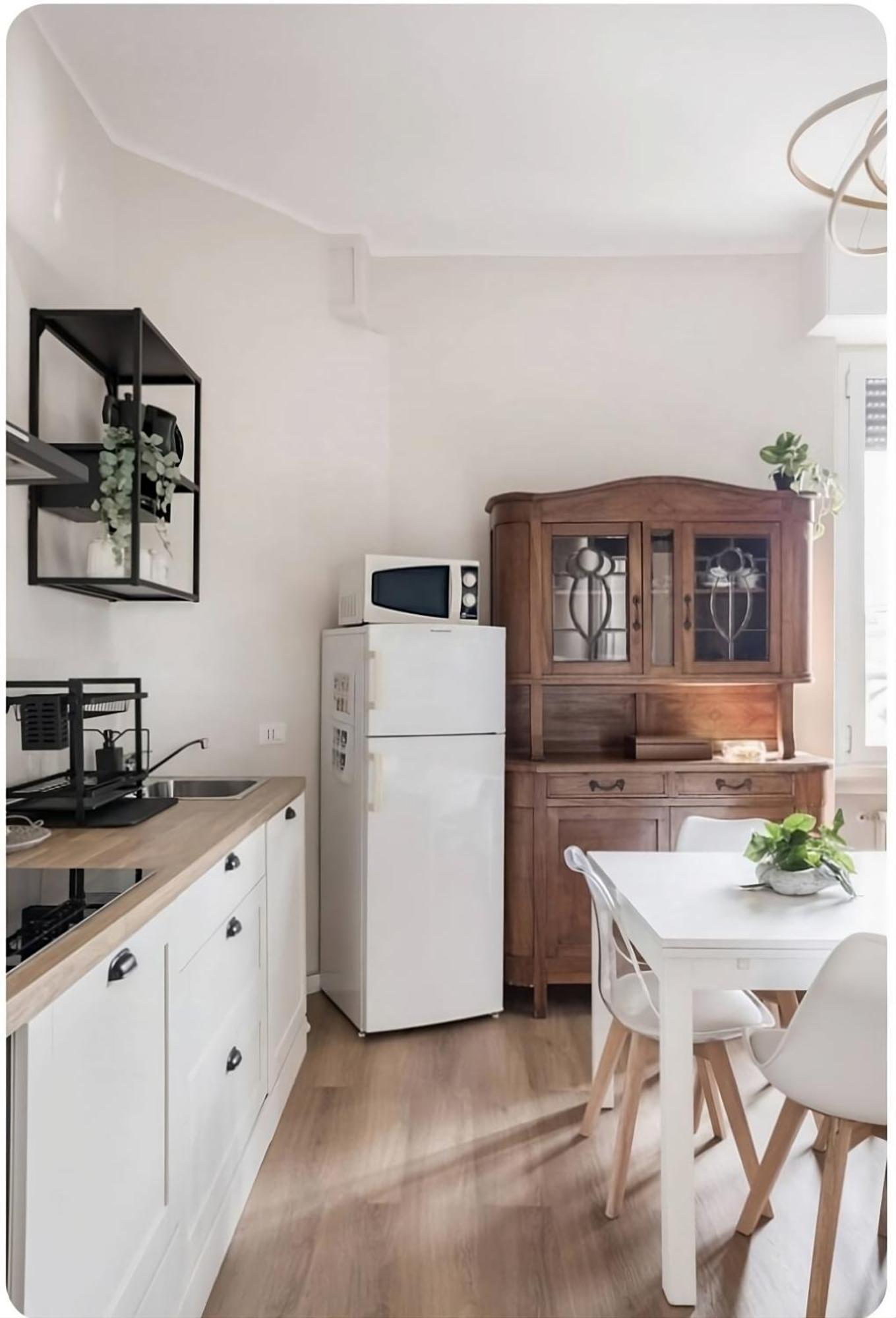 2 Bedroom Gem Near Milano Centrale Fast Wi Fi Kademy House Exterior foto
